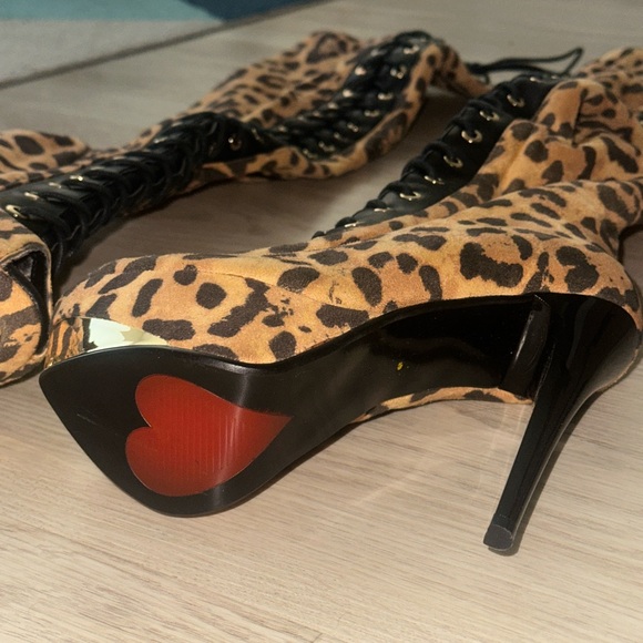 Luichiny Leopard Print Lace-Up Knee-High Boots - Size 6 - Picture 2 of 4